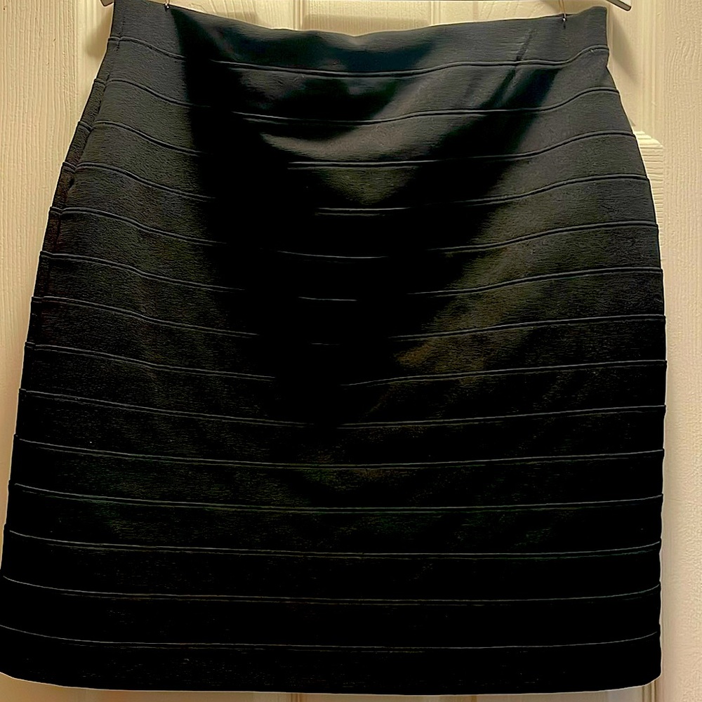 Alfani Black Mini Skirt - Size P/L (Petite Large)